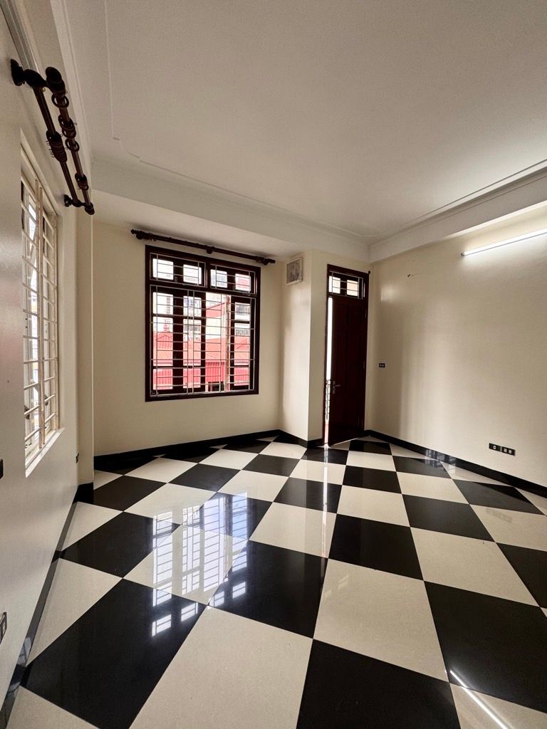 Bán nhà Láng - diện tích 40m2 5 tầng - Ô TÔ - GẦN PHỐ - LÔ GÓC - giá 14,4 tỷ