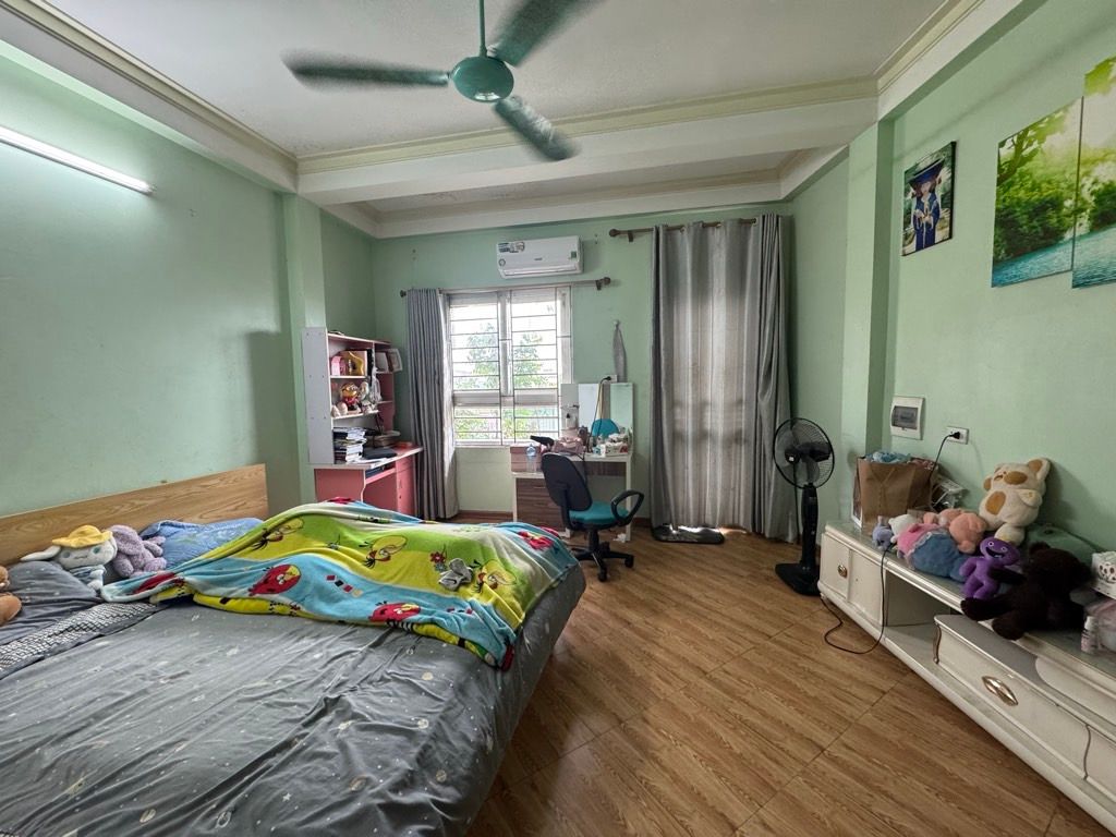 Bán nhà Đại Từ - diện tích 55m2 5 tầng - Nhà dân xây nồi đồng cối đá - giá 9,9 tỷ