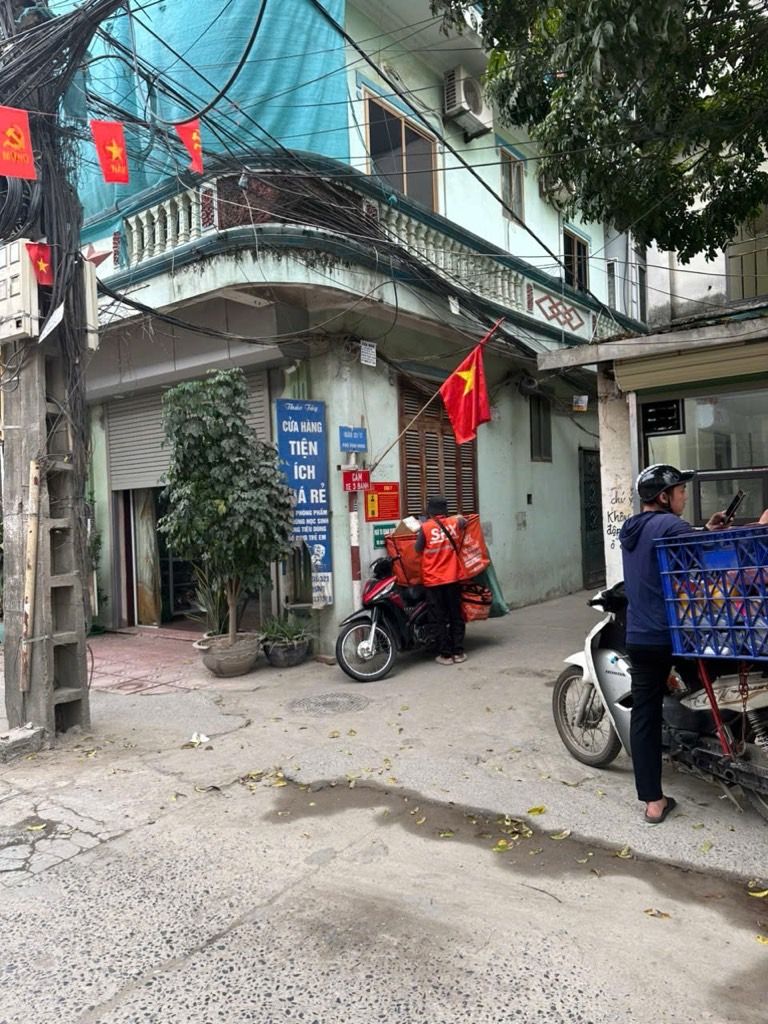 Bán nhà Dương Văn Bé - diện tích 30m2 4 tầng - Nhà mới full nội thất - giá 7,5 tỷ