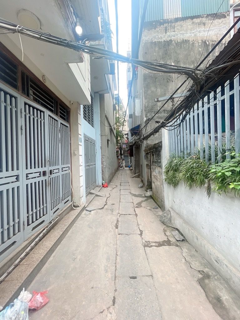 Bán nhà Định Công - diện tích 31m2 5 tầng - gần ô tô - giá 7,5 tỷ