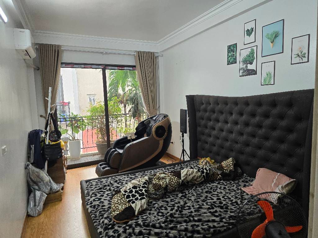 Bán nhà Nguyễn Chính - diện tích 59.2m2 5 tầng - ô tô tránh - giá 21,95 tỷ