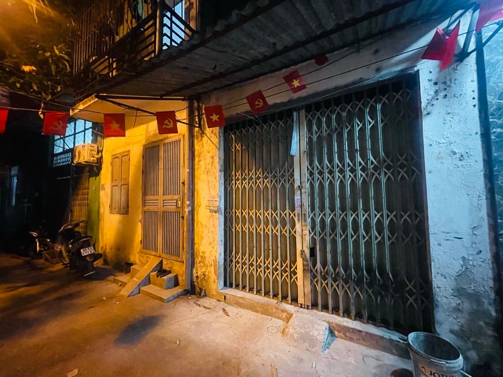 Bán nhà Định Công Hạ - diện tích 41.9m2 1 tầng - Nhà đẹp hiếm có - giá 2,8 tỷ