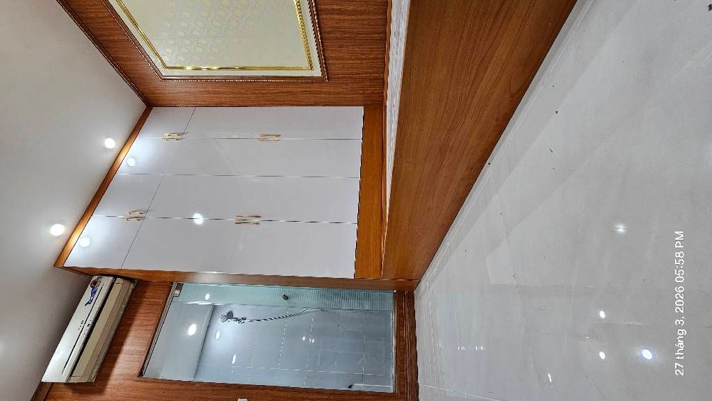 Bán nhà Tôn Đức Thắng - diện tích 65m2 1 tầng - ô tô đỗ cửa - giá 4,5 tỷ