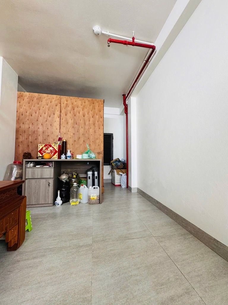 Bán nhà Nguyễn Văn Trỗi - diện tích 32,5m2 7 tầng - Mặt phố chính, kinh doanh sầm uất - giá 21,8 tỷ