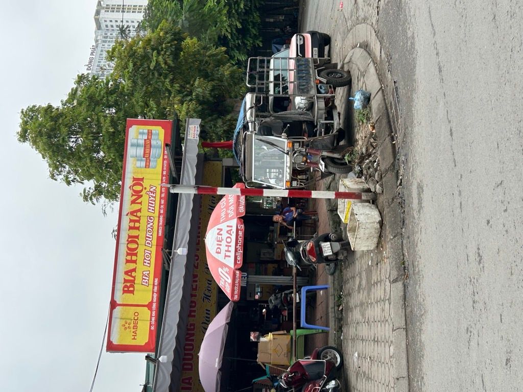 Bán nhà Lĩnh Nam - diện tích 106.8m2 1 tầng - Mặt phố kinh doanh - giá 19 tỷ