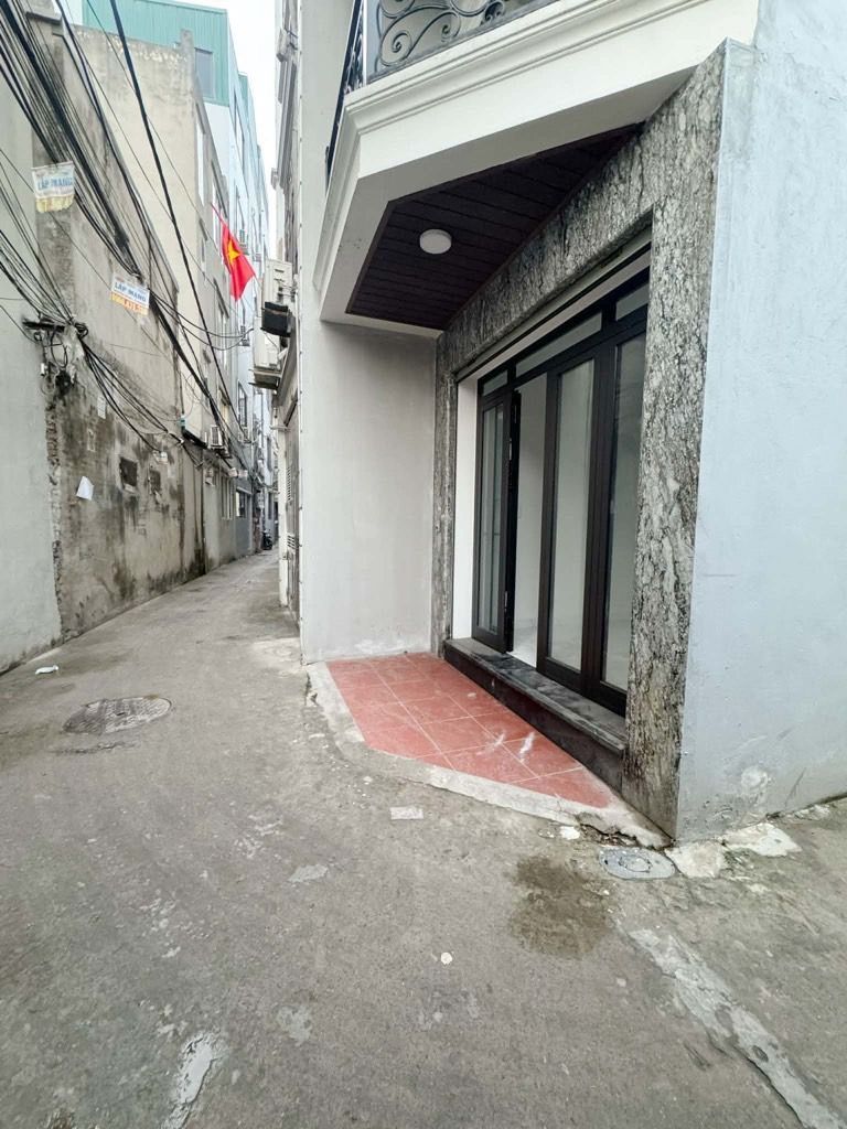 Bán nhà Nam Dư - diện tích 36m2 5 tầng - Lô góc thoáng sáng - giá 7,35 tỷ