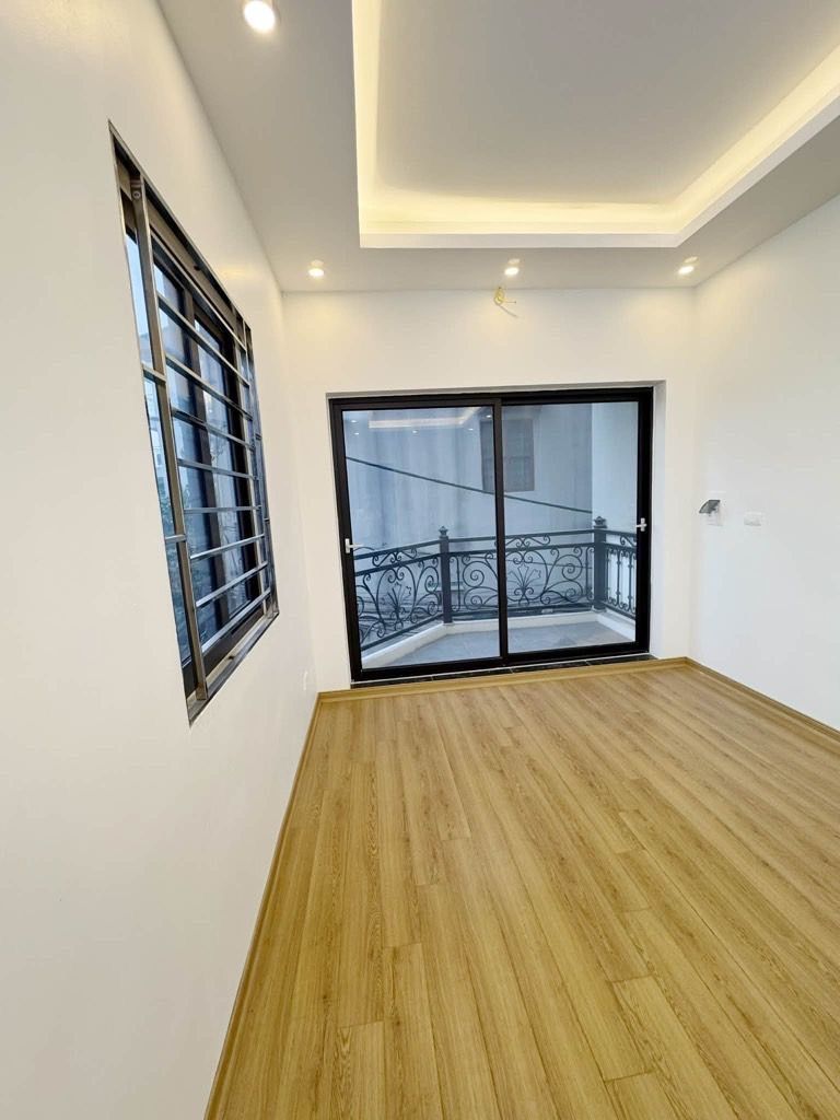 Bán nhà Nam Dư - diện tích 36m2 5 tầng - Lô góc thoáng sáng - giá 7,35 tỷ