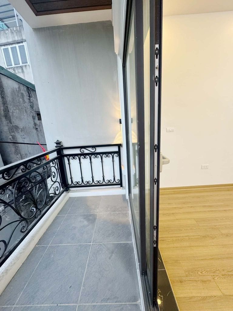 Bán nhà Nam Dư - diện tích 36m2 5 tầng - Lô góc thoáng sáng - giá 7,35 tỷ