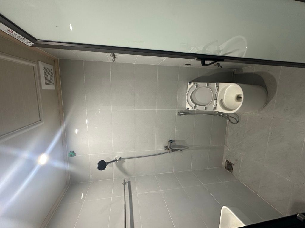 Bán nhà Lê Trọng Tấn - diện tích 76m2 4 tầng - Lô góc thoáng sáng - giá 8,1 tỷ