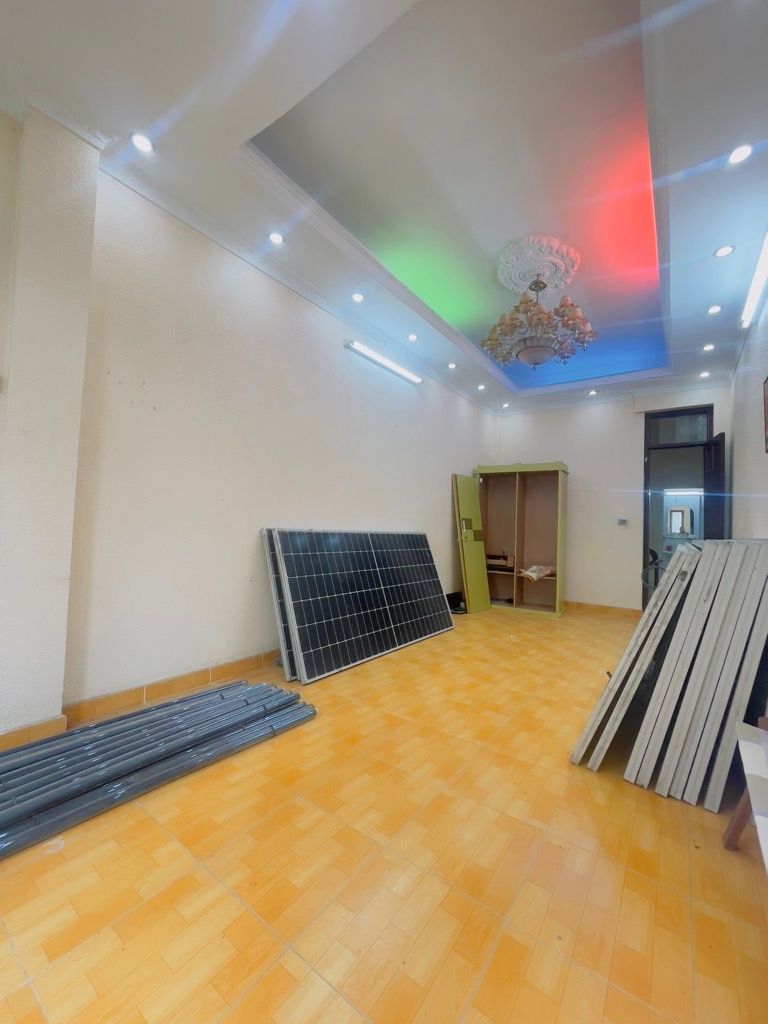 Bán nhà Đền Lừ 1 - diện tích 30m2 5 tầng - ô tô tránh - giá 13,7 tỷ