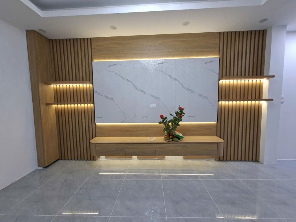 Bán nhà Vũ Tông Phan - diện tích 40m2 6 tầng - Gara ô tô, ô chờ thang máy - giá 10 tỷ