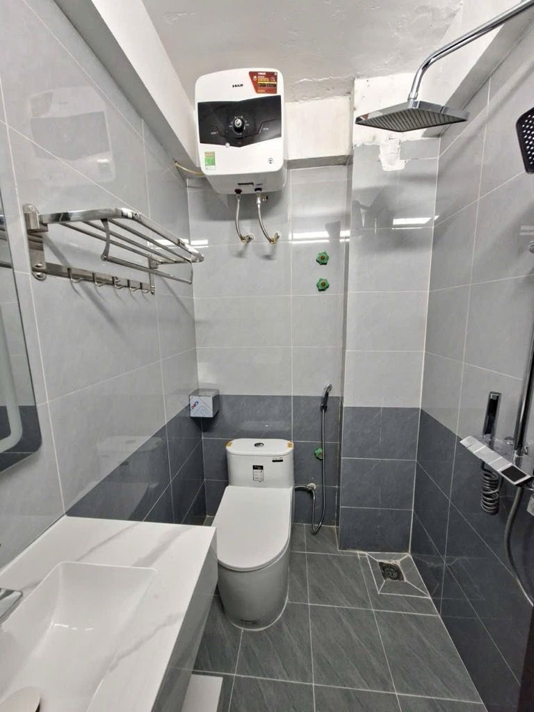 Bán nhà Vũ Tông Phan - diện tích 40m2 6 tầng - Gara ô tô, ô chờ thang máy - giá 10 tỷ