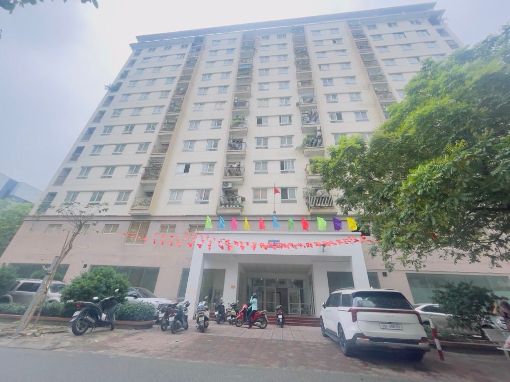 Bán nhà Tam Trinh - diện tích 59m2 3 tầng - Ô TÔ DỪNG ĐỖ NGÀY ĐÊM XUNG QUANH - giá 5,9 tỷ