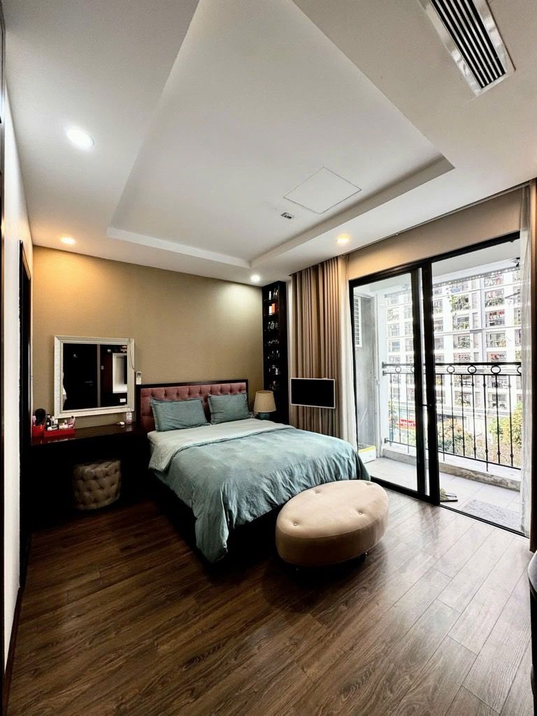 Bán nhà Minh Khai - diện tích 76,1m2 5 tầng - Cực hiếm - giá 9,8 tỷ