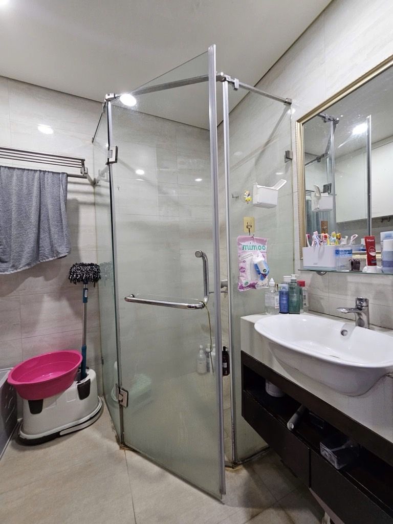 Bán nhà Minh Khai - diện tích 76,1m2 5 tầng - Cực hiếm - giá 9,8 tỷ