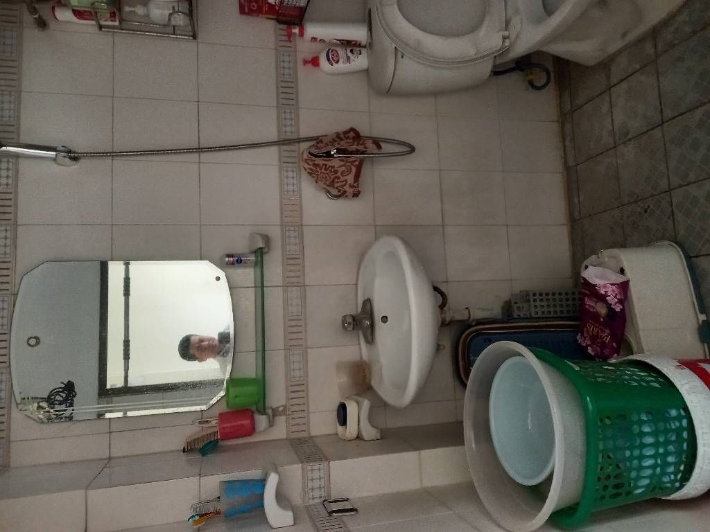 Bán nhà Tân Lạc - diện tích 61.6m2 3 tầng - ô tô đỗ cửa - giá 20,9 tỷ