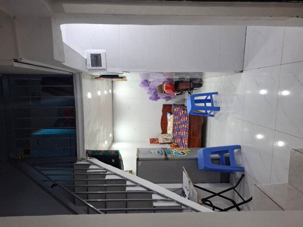 Bán nhà Trương Định - diện tích 15,5m2 1,5 tầng - Tập thể ngõ 396, gần phố - giá 1,5 tỷ