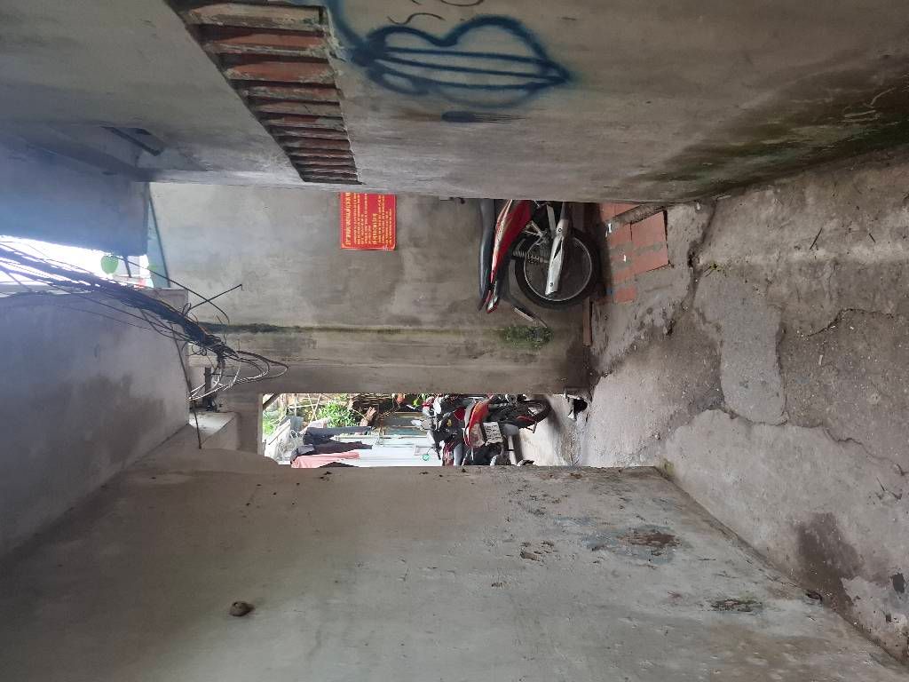 Bán nhà Trương Định - diện tích 15,5m2 1,5 tầng - Tập thể ngõ 396, gần phố - giá 1,5 tỷ