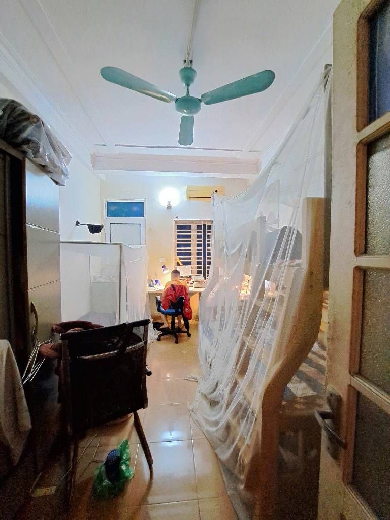 Bán nhà Lĩnh Nam - diện tích 41.5m2 5 tầng - Phân lô - giá 11,2 tỷ