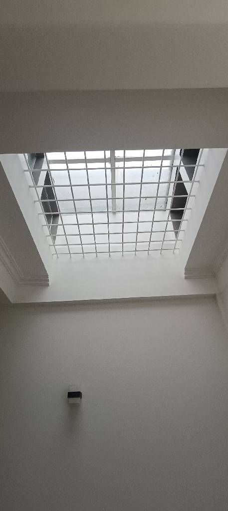 Bán nhà Nguyễn Chính - diện tích 35.5m2 4 tầng - ô tô đỗ sát phố - giá 9,5 tỷ