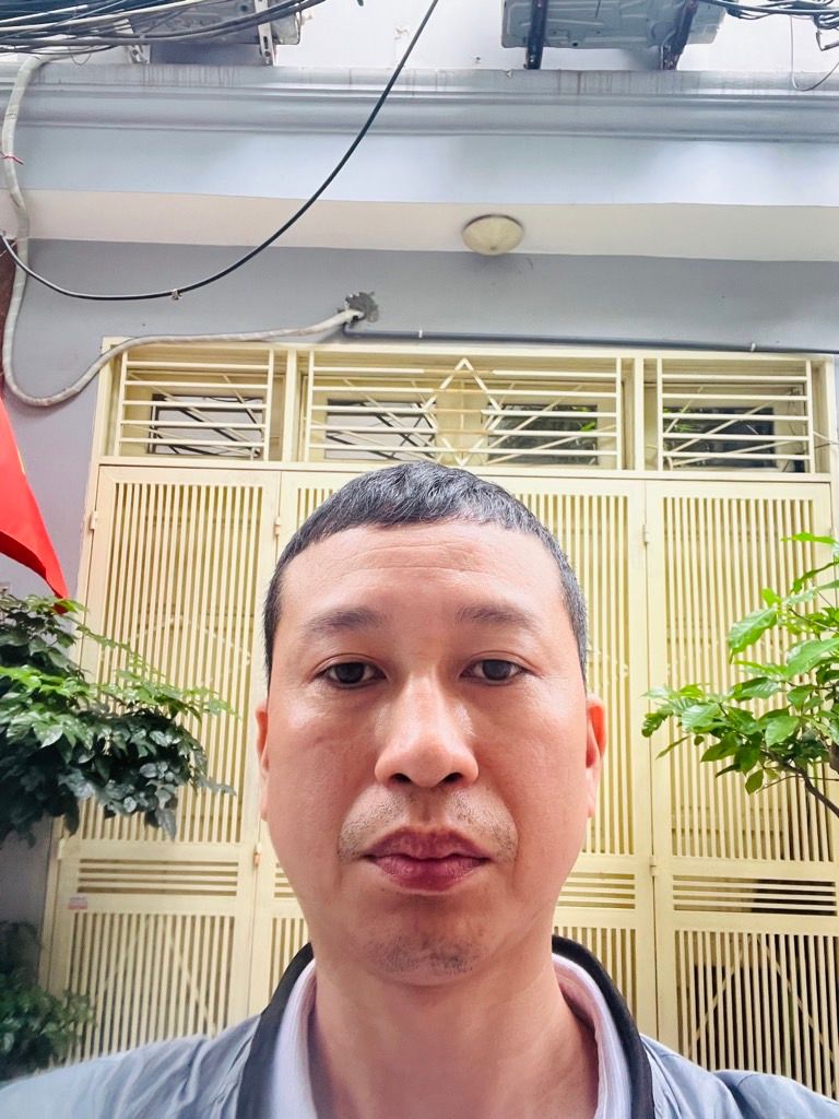 Bán nhà Hoàng Mai - diện tích 30m2 4 tầng - Ô TÔ ĐỖ CỬA - giá 8,2 tỷ