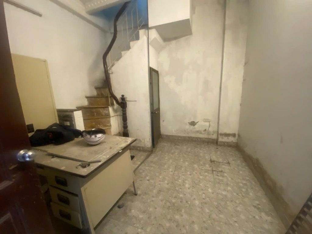 Bán nhà Phố 8/3 - diện tích 15m2 5 tầng - Nhà nhỏ tiền có vị trí đẹp - giá 4,8 tỷ