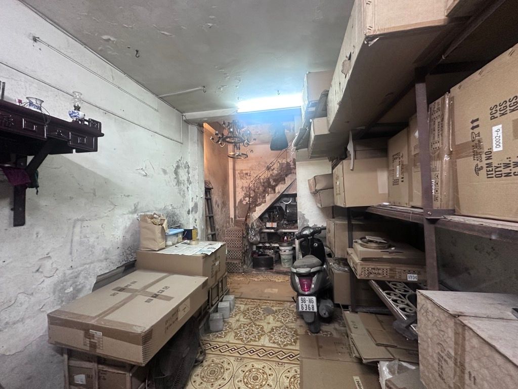 Bán nhà Khâm Thiên - diện tích 18,7m2 4 tầng - Siêu phẩm nhỏ tiền- Lõi Đống Đa - giá 5,5 tỷ