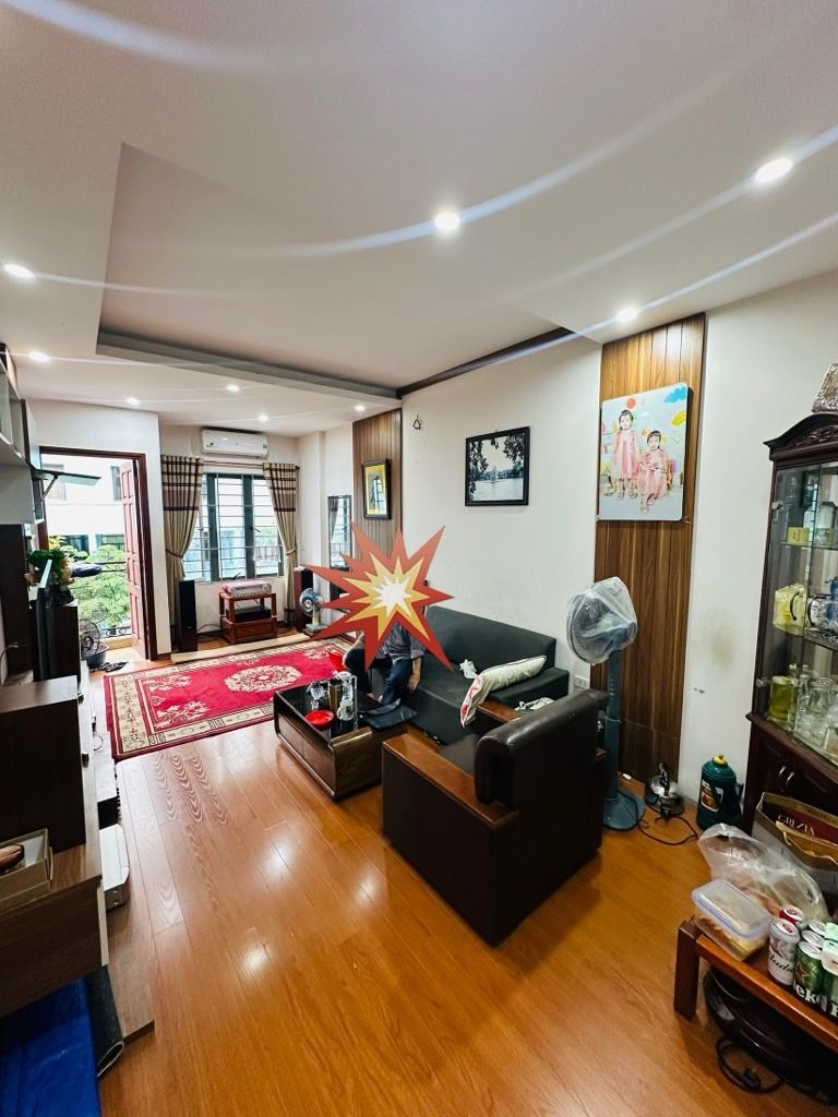 Bán nhà Khương Đình - diện tích 61m2 5 tầng - ô tô tránh - giá 17,5 tỷ