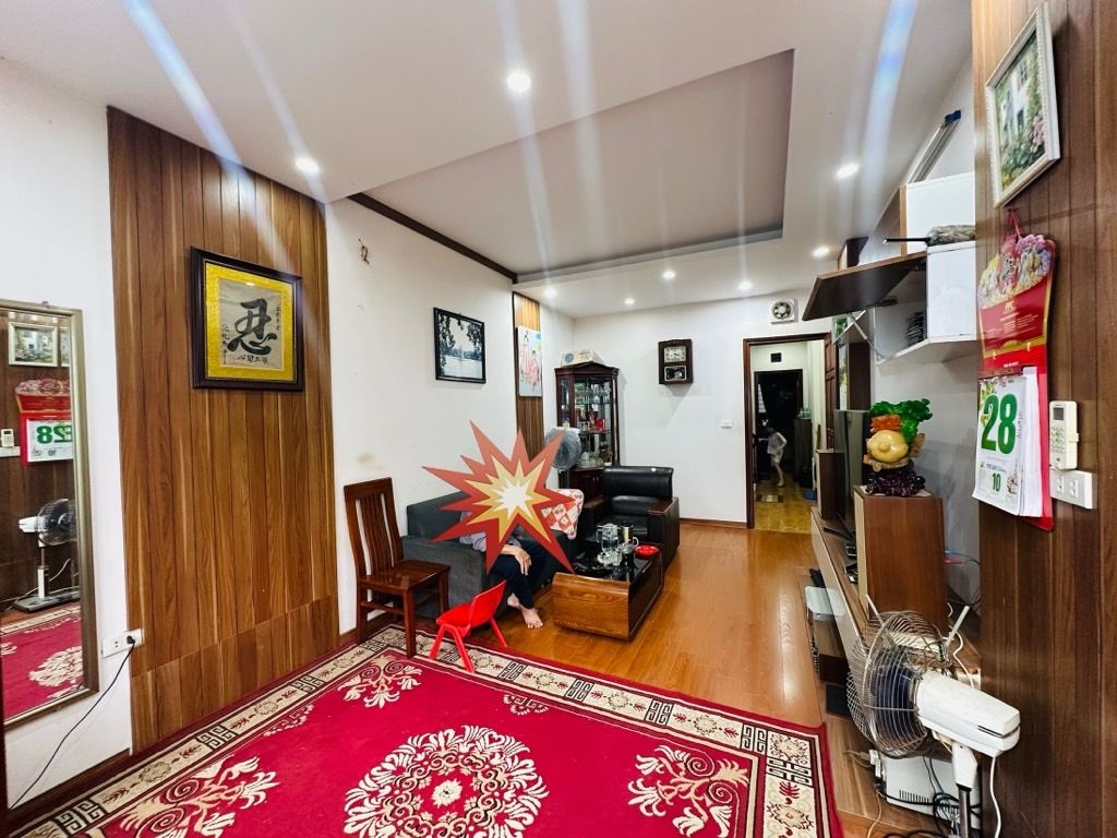 Bán nhà Khương Đình - diện tích 61m2 5 tầng - ô tô tránh - giá 17,5 tỷ