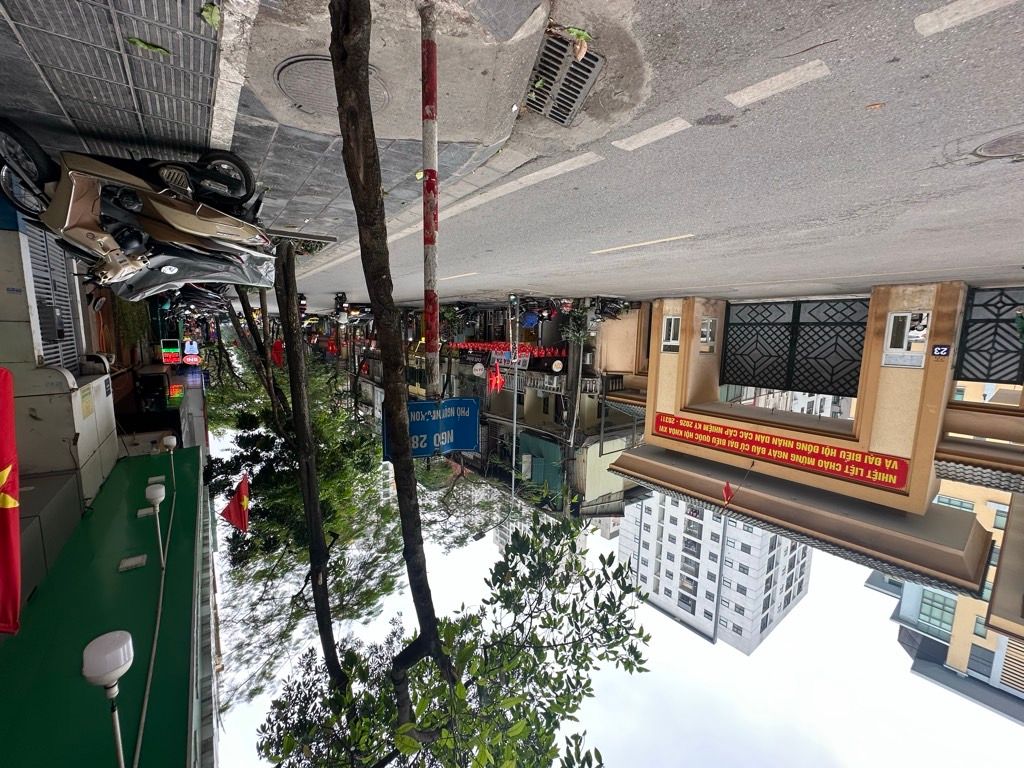 Bán nhà Nguỵ Như Kon Tum - diện tích 28,3m2 6 tầng - ô tô tránh - giá 17,6 tỷ