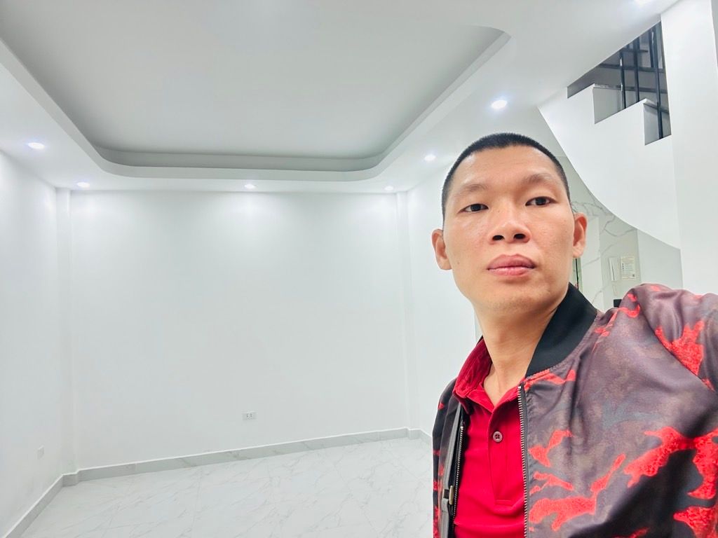 Bán nhà Nguỵ Như Kon Tum - diện tích 28,3m2 6 tầng - ô tô tránh - giá 17,6 tỷ