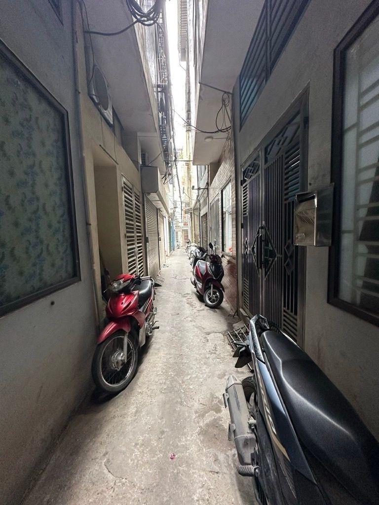 Bán nhà Nam Dư - diện tích 35m2 5 tầng - Ngõ rộng, thoáng - giá 8,5 tỷ