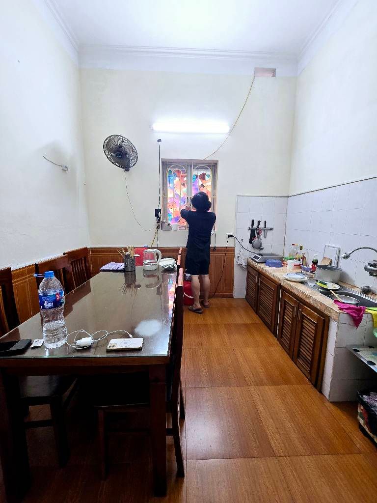 Bán nhà Nguyễn Đức Cảnh - diện tích 48m2 3 tầng - Nhà đẹp hiếm có - giá 12 tỷ