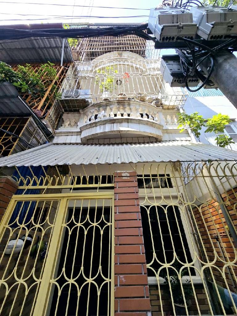 Bán nhà Nguyễn Đức Cảnh - diện tích 48m2 3 tầng - Nhà đẹp hiếm có - giá 12 tỷ