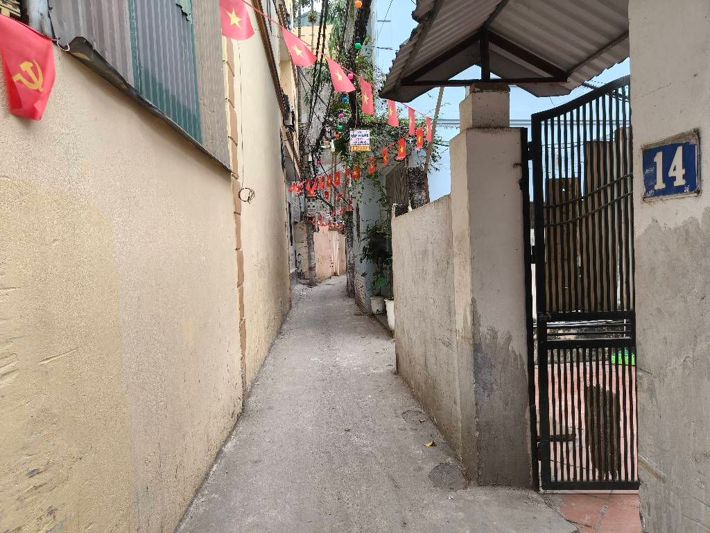 Bán nhà Lĩnh Nam - diện tích 36m2 2 tầng - Hàng hiếm chưa đến 6 tỷ - giá 5,85 tỷ