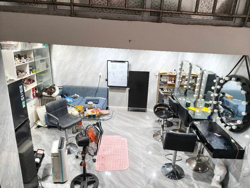 Bán nhà Lĩnh Nam - diện tích 36m2 2 tầng - Hàng hiếm chưa đến 6 tỷ - giá 5,85 tỷ