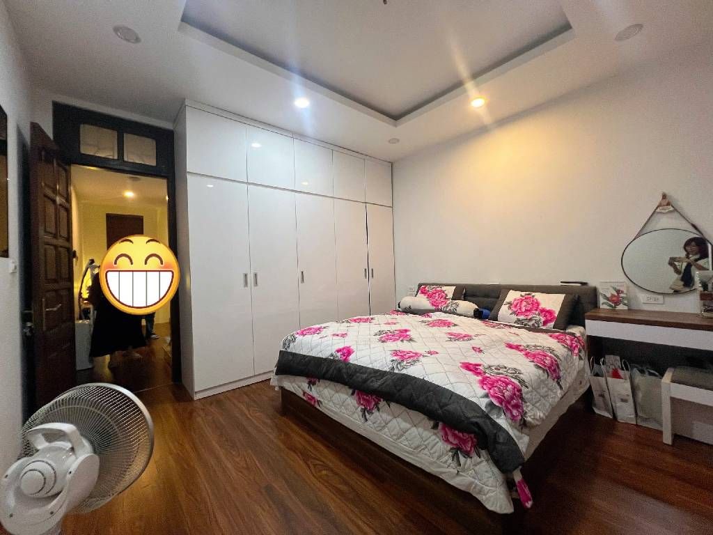 Bán nhà Nguyễn Trãi - diện tích 45.7m2 6 tầng - Gara ô tô, ngõ ô tô tải - giá 22,5 tỷ