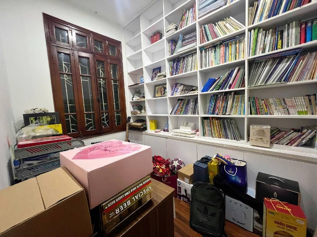 Bán nhà Nguyễn Trãi - diện tích 45.7m2 6 tầng - Gara ô tô, ngõ ô tô tải - giá 22,5 tỷ