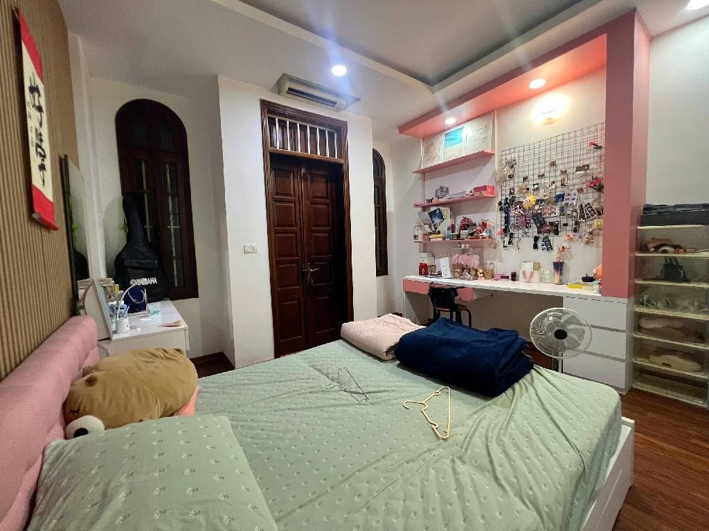 Bán nhà Nguyễn Trãi - diện tích 45.7m2 6 tầng - Gara ô tô, ngõ ô tô tải - giá 22,5 tỷ