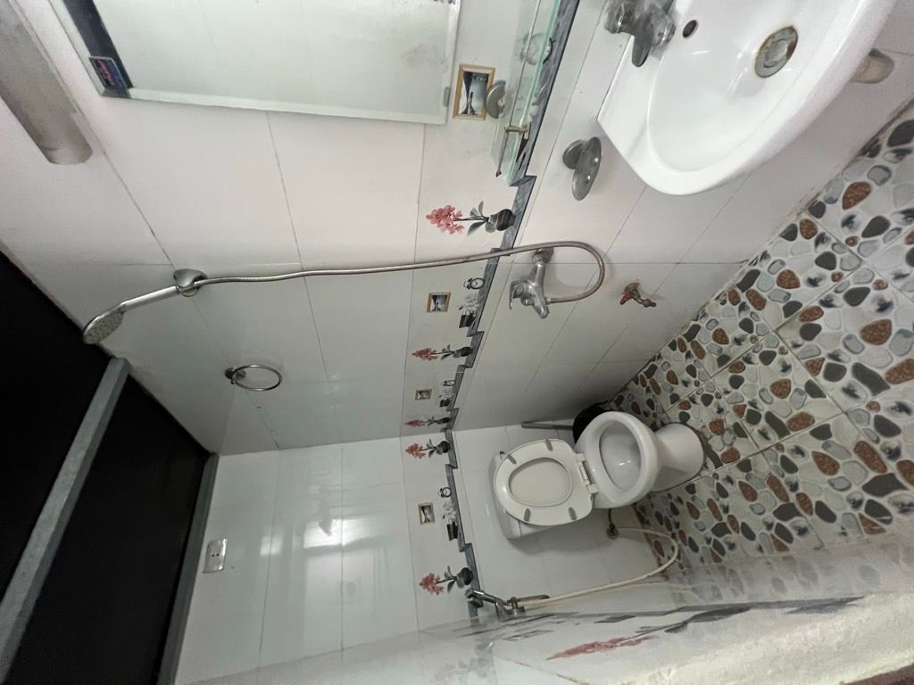 Bán nhà Tân Mai - diện tích 16m2 4 tầng - Ngõ nông thông - giá 5,6 tỷ