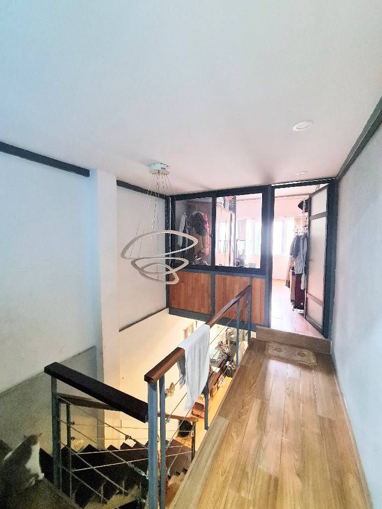 Bán nhà Thịnh Quang - diện tích 26,1m2 3 tầng - Ô TÔ TRÁNH - giá 7,1 tỷ