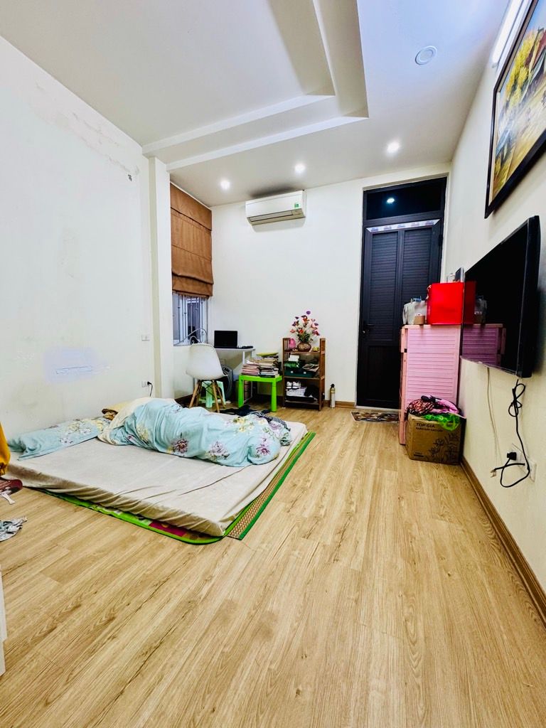 Bán nhà Thịnh Liệt - diện tích 23,5m2 5 tầng - Nhà dân xây nhỏ xinh - giá 6,5 tỷ