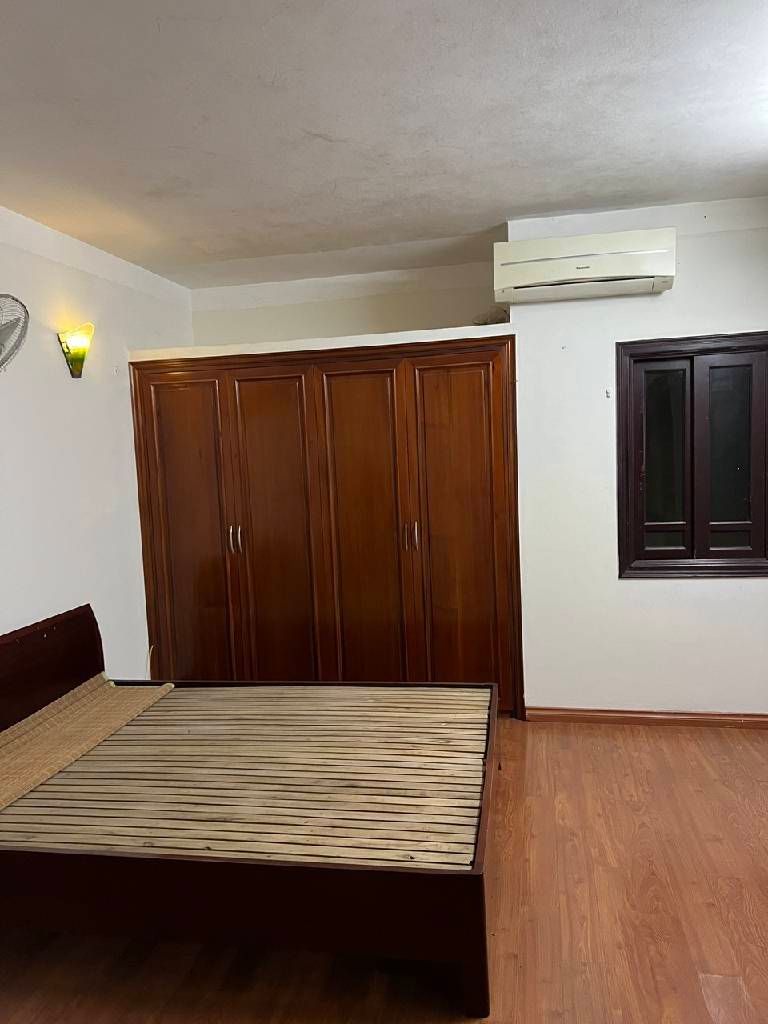 Bán nhà Kim Giang - diện tích 69,7m2 5 tầng - Mặt ngõ thông, kinh doanh đỉnh - giá 22 tỷ