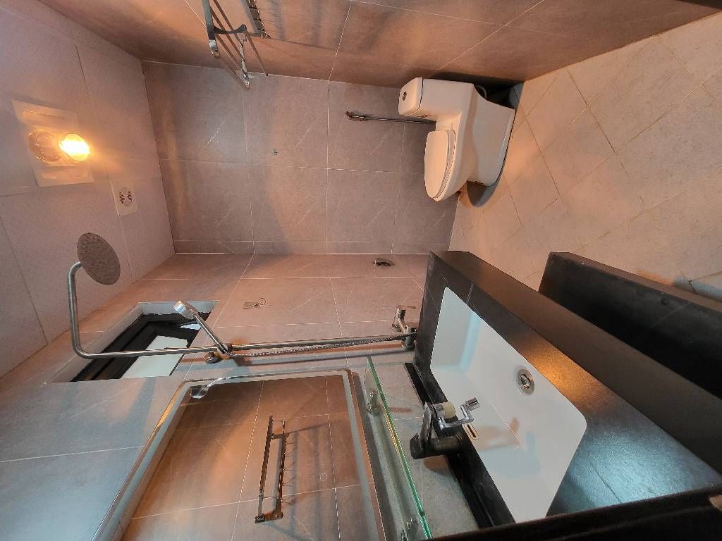 Bán nhà Kim Ngưu - diện tích 30m2 5 tầng - ô tô đỗ cửa - giá 9,8 tỷ