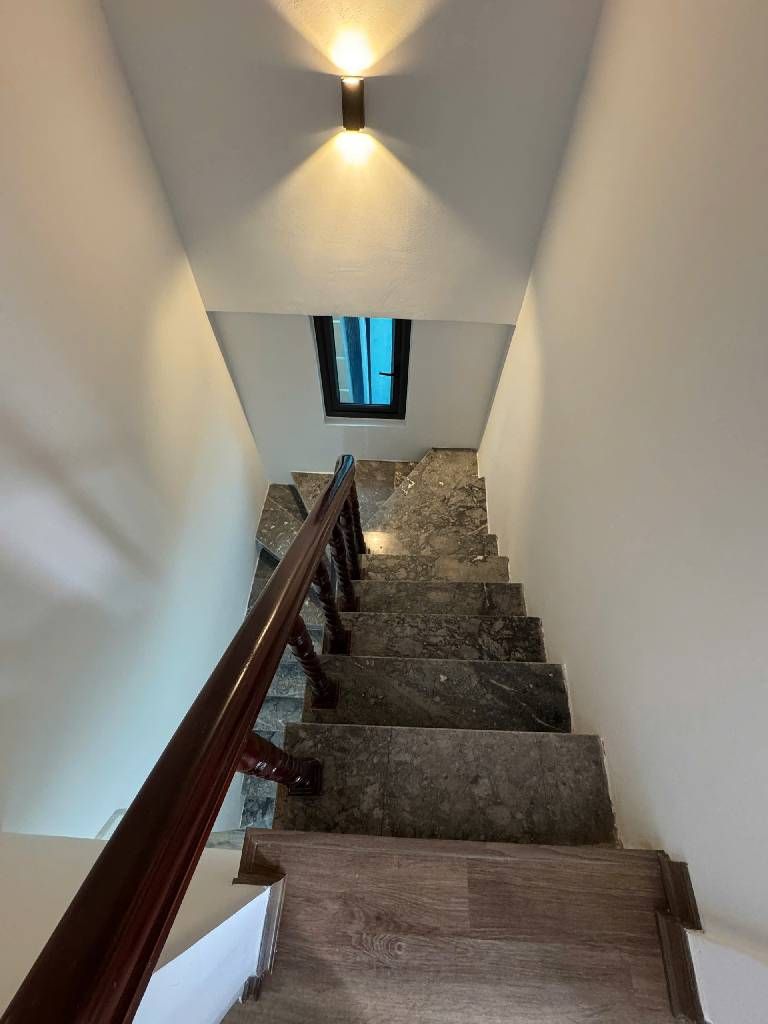 Bán nhà Đông Hưng - diện tích 31m2 4 tầng - ô tô qua lại - giá 4,7 tỷ