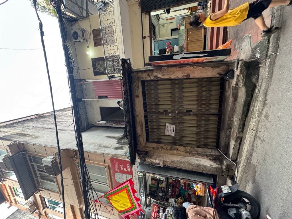 Bán nhà Thổ Quan - diện tích 24m2 2 tầng - Ô TÔ QUA NHÀ - giá 6,2 tỷ