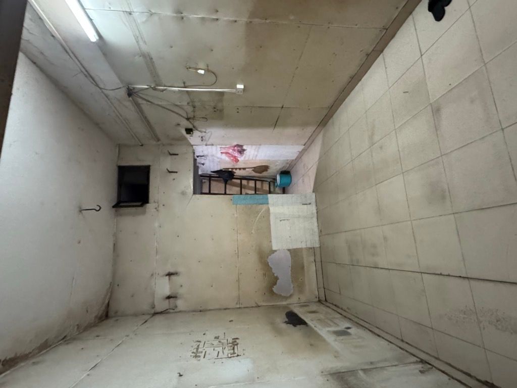 Bán nhà Thổ Quan - diện tích 24m2 2 tầng - Ô TÔ QUA NHÀ - giá 6,2 tỷ