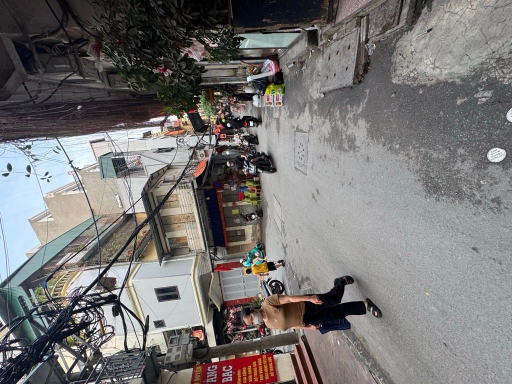 Bán nhà Thổ Quan - diện tích 24m2 2 tầng - Ô TÔ QUA NHÀ - giá 6,2 tỷ