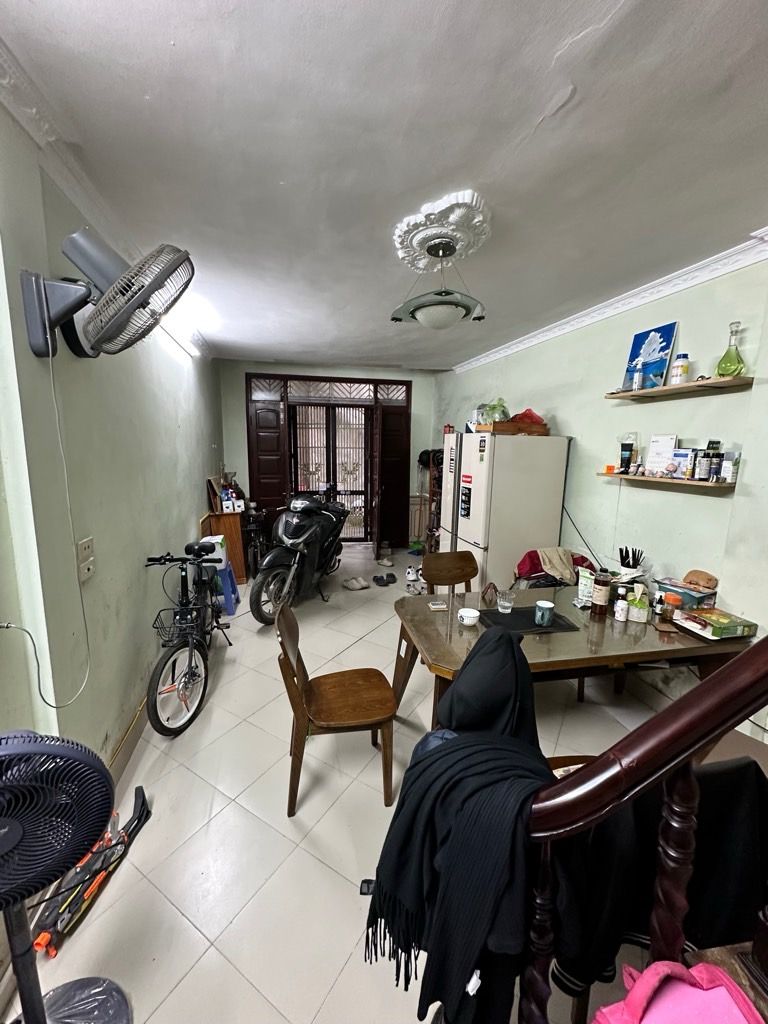 Bán nhà Thổ Quan - diện tích 26,6m2 5 tầng - Lô góc, ngõ nông - giá 7 tỷ