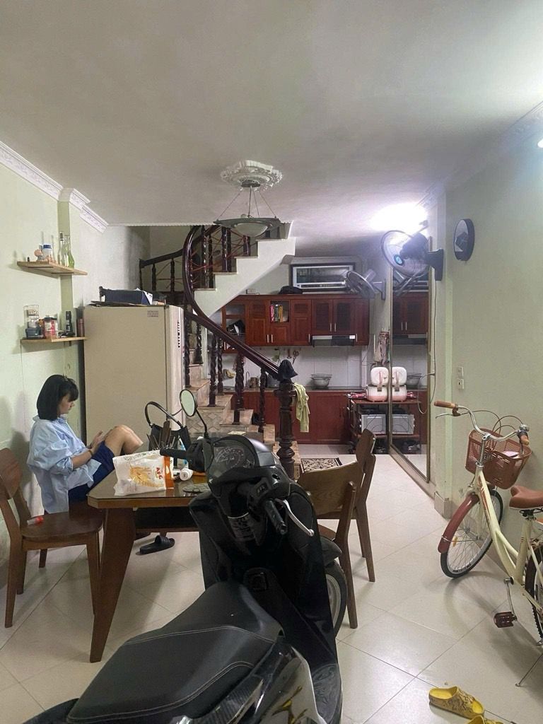 Bán nhà Thổ Quan - diện tích 26,6m2 5 tầng - Lô góc, ngõ nông - giá 7 tỷ